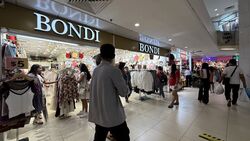 Lucky Plaza (D9), Retail #485236601